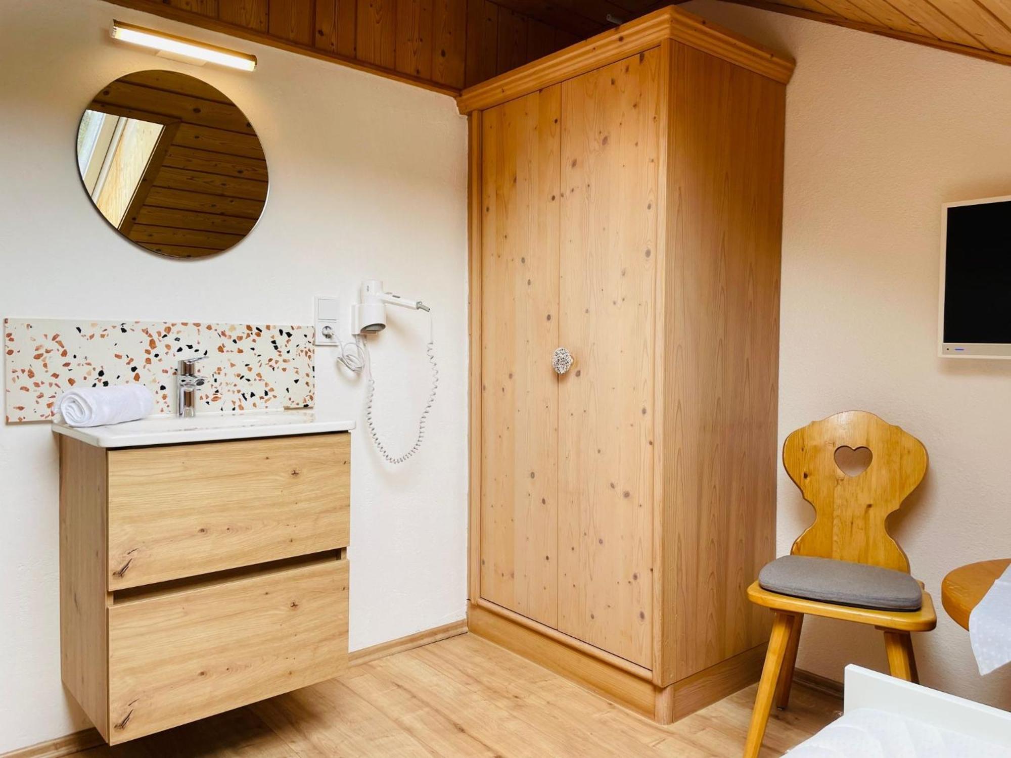 Gaestehaus Holl Schattwald Luaran gambar